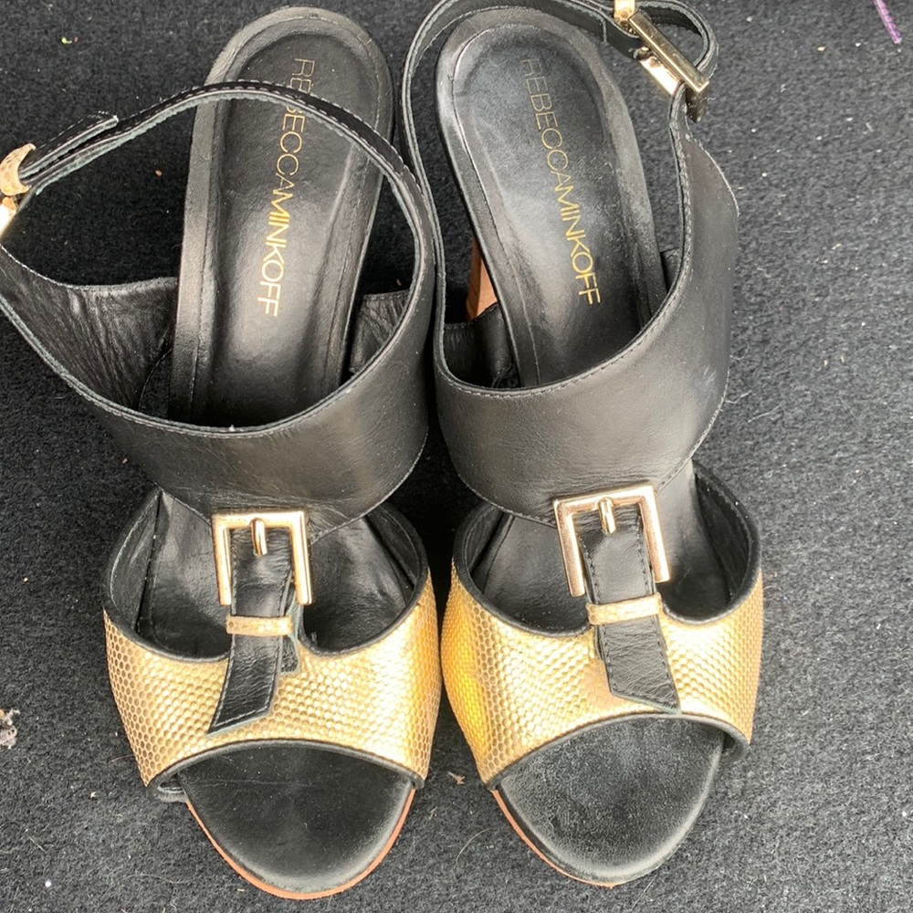 REBECCA MINKOFF black and gold shoes with a stacked heel